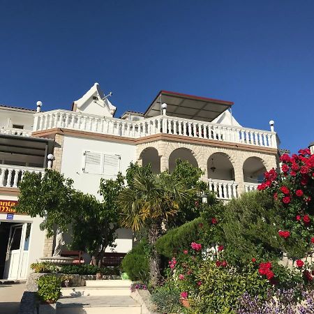 Apartment Santa Marina Примоштен Экстерьер фото