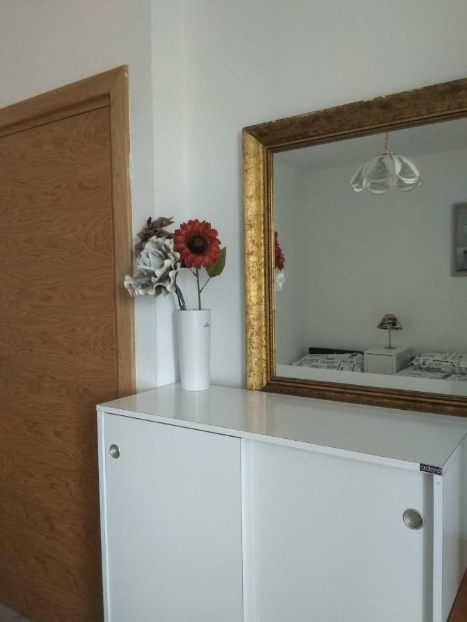 Apartment Santa Marina Примоштен Экстерьер фото