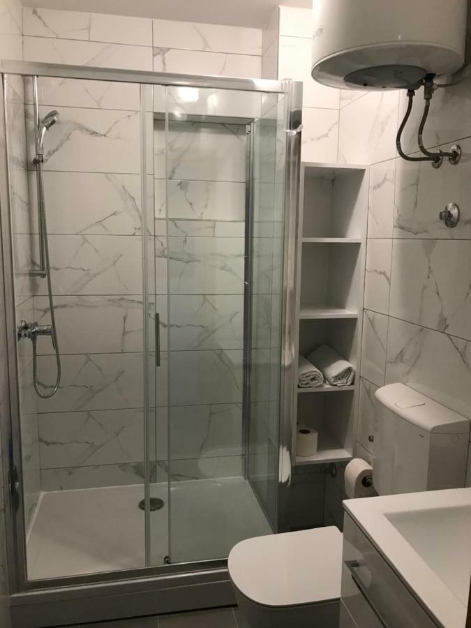 Apartment Santa Marina Примоштен Экстерьер фото